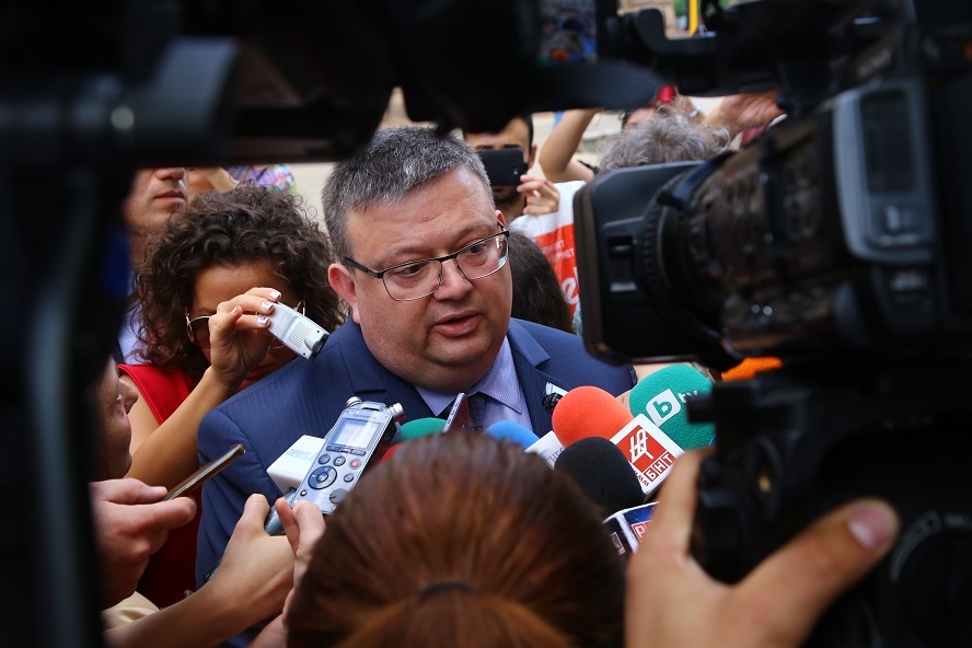 Цацаров нахока "Икономическа полиция", службата била в пълна летаргия
