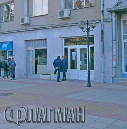 Съдът тихомълком пусна под домашен арест айтозлията Васил, прострелял 10-годишния Христо