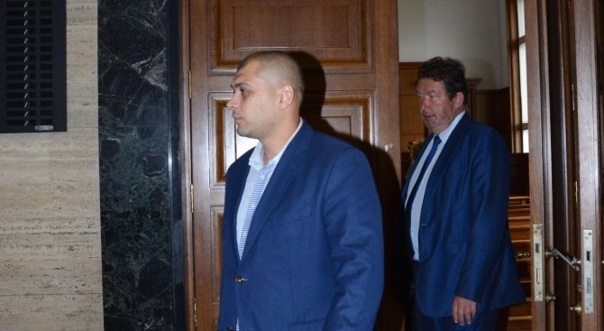 Димитър Аврамов декларира, че ще се откаже от имунитета си