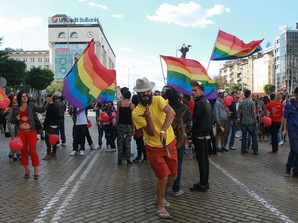 "Национална съпротива" излезе със страховита позиция какво може да се случи с гей парада: Те знаят, че ще бъдат изядени, но сами се тикат в клетката на лъва!   