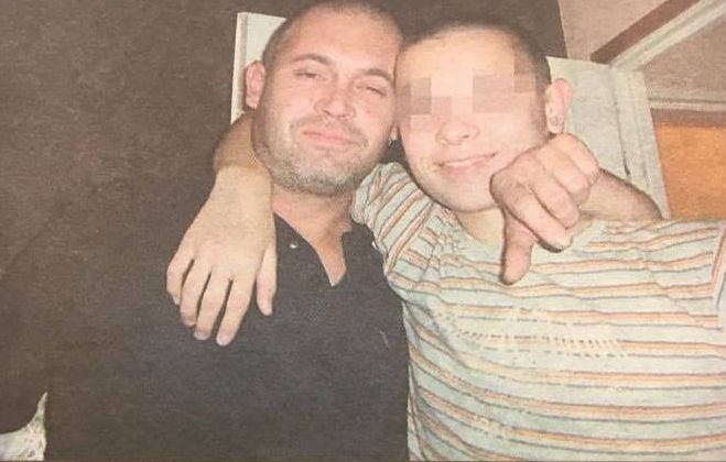 СНИМКИ (18+) от погребението на младата майка Силвия, убита брутално в "Люлин" от рецидивиста Тунджай