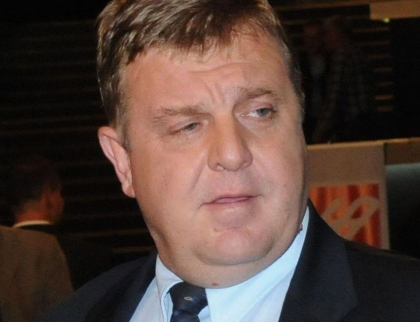 Каракачанов с нови данни за падналия в Черно море „Пантер” 