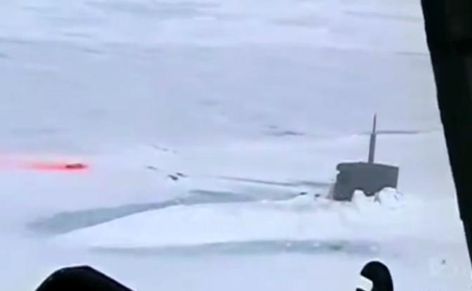 Мистерия с американска подводница Seawolf, замръзнала в Арктика, разбуни мрежата (ВИДЕО)