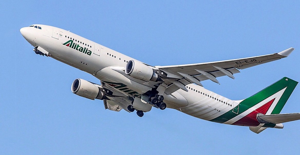 Черни дни за Alitalia  