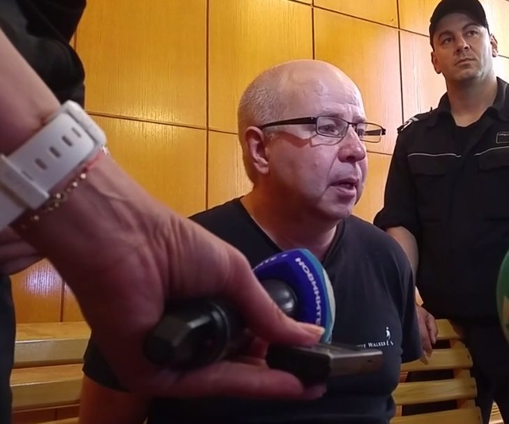 Шведът, ритнал камериерка, проплака: Вие били ли сте в български затвор? Знаете ли какво е там? (ВИДЕО)