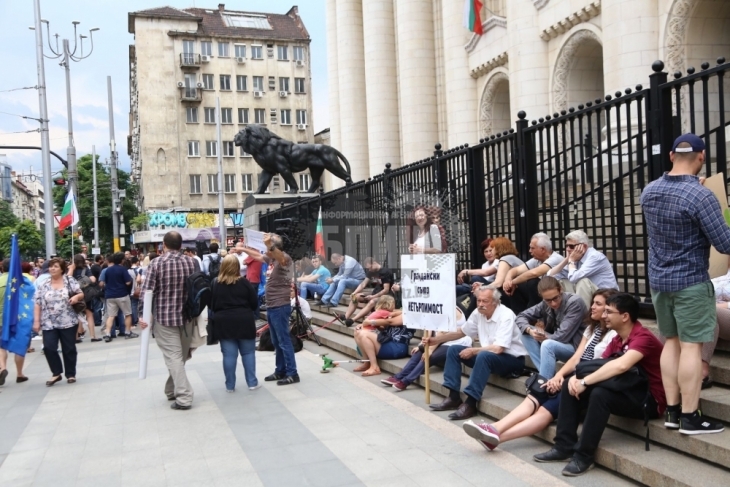 Асоциацията на прокурорите в България реагира на олигархичния протест