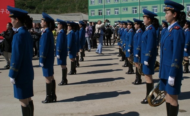 Откъде идват парите на Северна Корея?