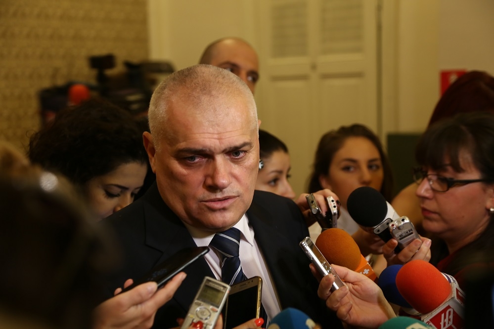 Валентин Радев: Щях да протестирам заедно с полицаите, ако...   