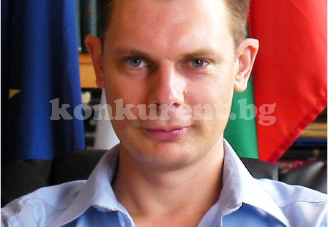 Уникалната история на 36-годишния Александър от Берковица: От Ком, през София и Япония, сега е един от най-влиятелните личности у нас
