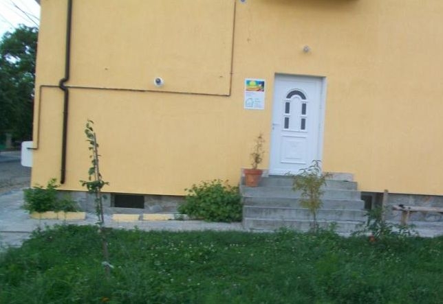 От дома за деца в Карлово проговориха след скандала, отричат да е имало бой и престъпления