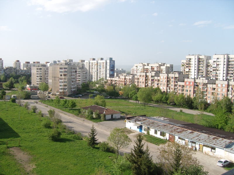 Първо в БЛИЦ! Шок и ужас в блок 331 в "Люлин", столичани изтръпнаха от гледката (СНИМКА)  