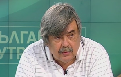 Шефът на сдружението на българските превозвачи алармира: АМ "Хемус" е в окаяно състояние!  