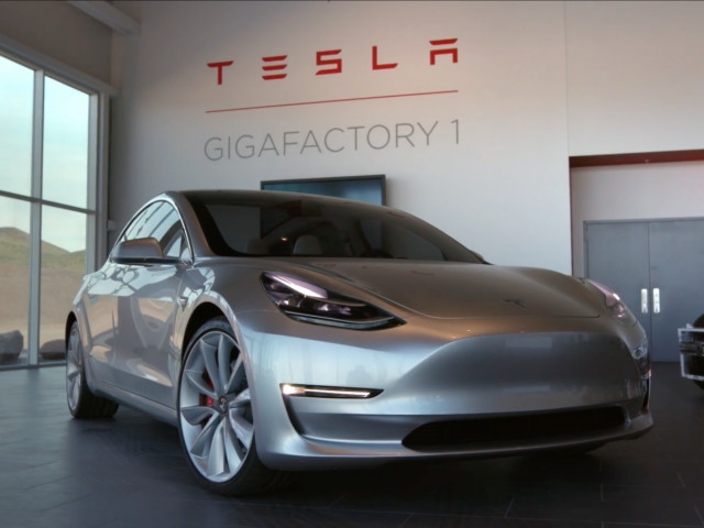Дългоочакваният нов модел на Tesla - Какво знаем за него?