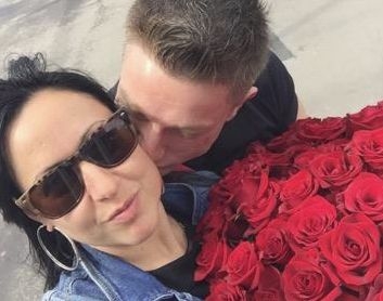Любов като по филмите завърши с уникално предложение за брак на емблематично място в Лондон (СНИМКИ)