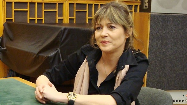 Евелина Борисова се въргаляла с голия Тодор Колев в сено, актрисата разкри най-болезненото нещо в живота си!