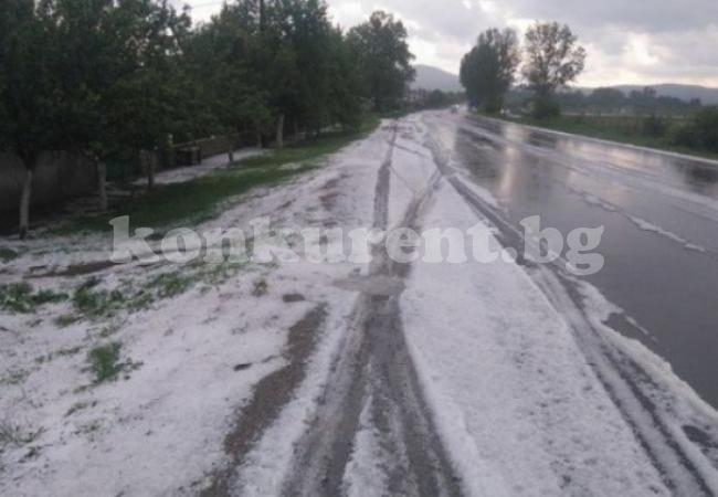 Апокалипсис в Северозапада! Градушка удари Видин и Мездра