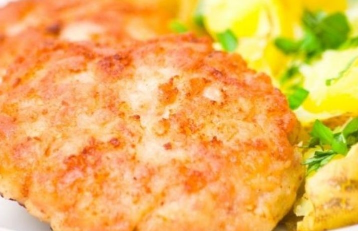 Всеки трябва да пробва тази вкусотия: Картофени кюфтета с домати
