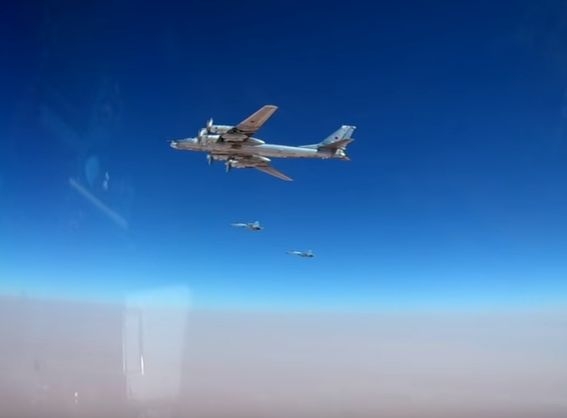 Бомбардировачи Ту-95МС подпукаха джихадистите с най-новите руски стратегически крилати ракети (ВИДЕО)