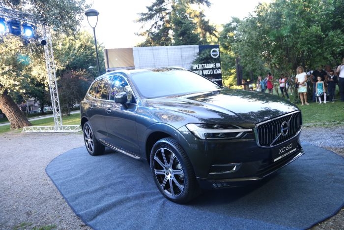 Силно представяне на новия шведски звяр Volvo XC60 (СНИМКИ)