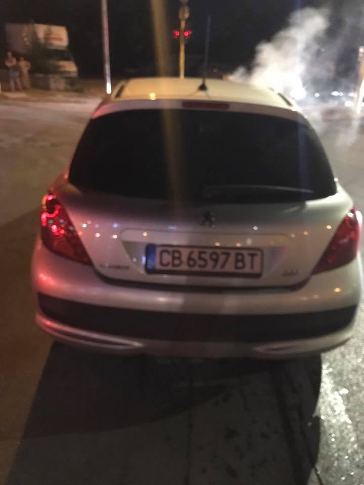 Брутално меле в столицата посред нощ! Джигит помля пет коли, а после… (СНИМКИ)
