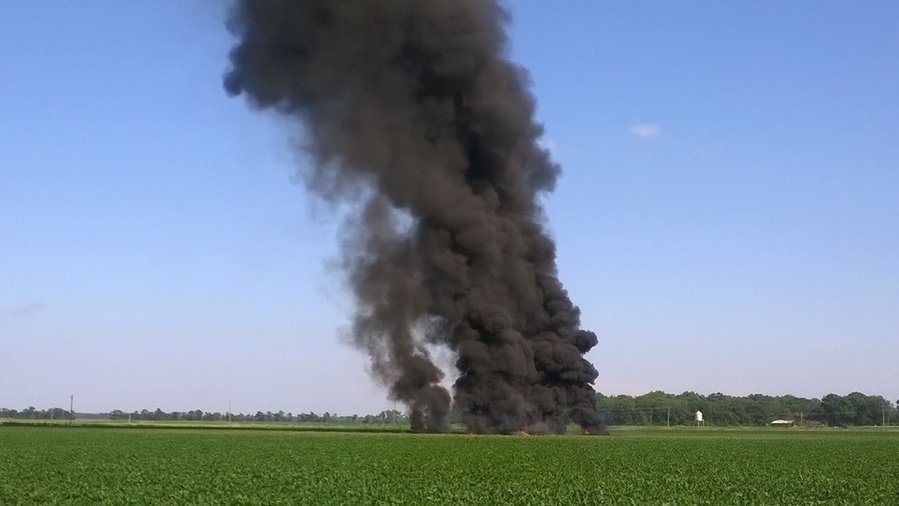 Военнотранспортен самолет с 8 души на борда се разби в САЩ (СНИМКА)