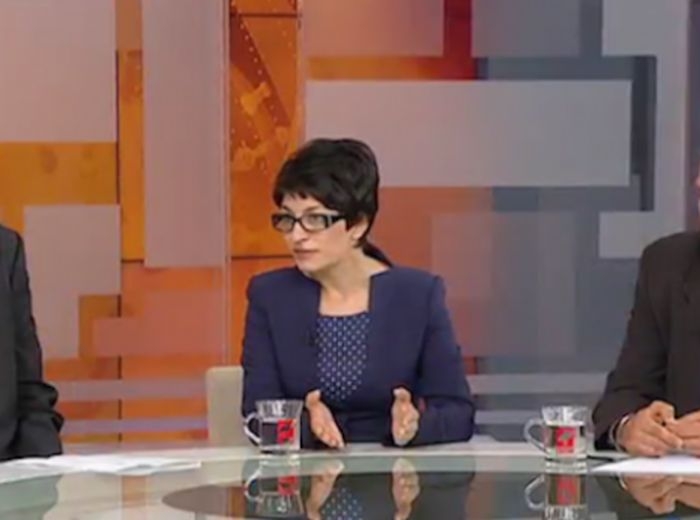 Деси Атанасова с пиперлив коментар за "пирамидата" КТБ