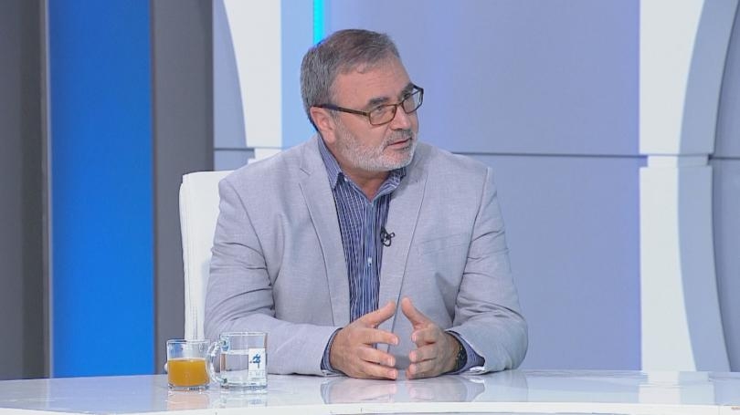 Д-р Ангел Кунчев: Максимум 12 градуса разлика между климатик и външна среда, експертът с още важни съвети как да се пазим от жегата