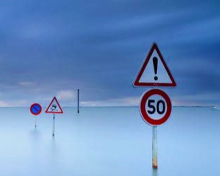 Удивително! Това е пътят във Франция, който потъва в морето всеки ден (СНИМКИ/ВИДЕО)