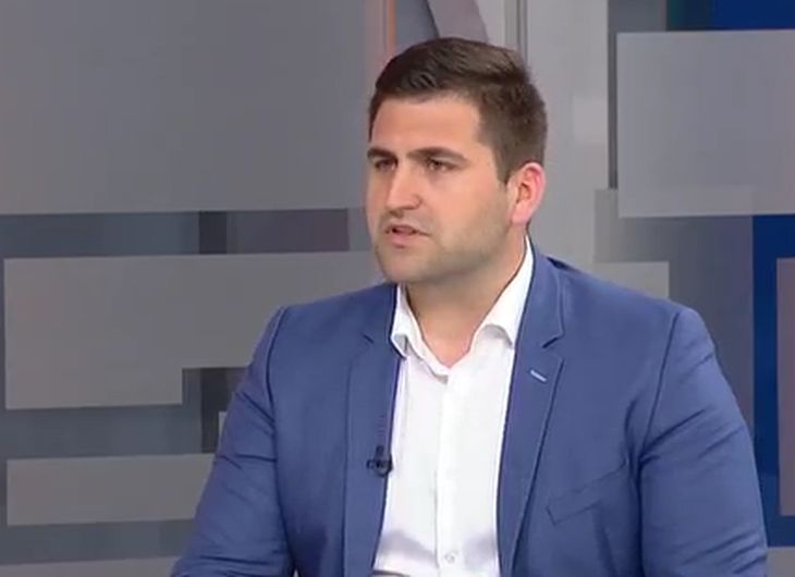 Андрей Новаков обясни на простичък език как ще прецака мераклиите да превъртат километража на употребявани коли