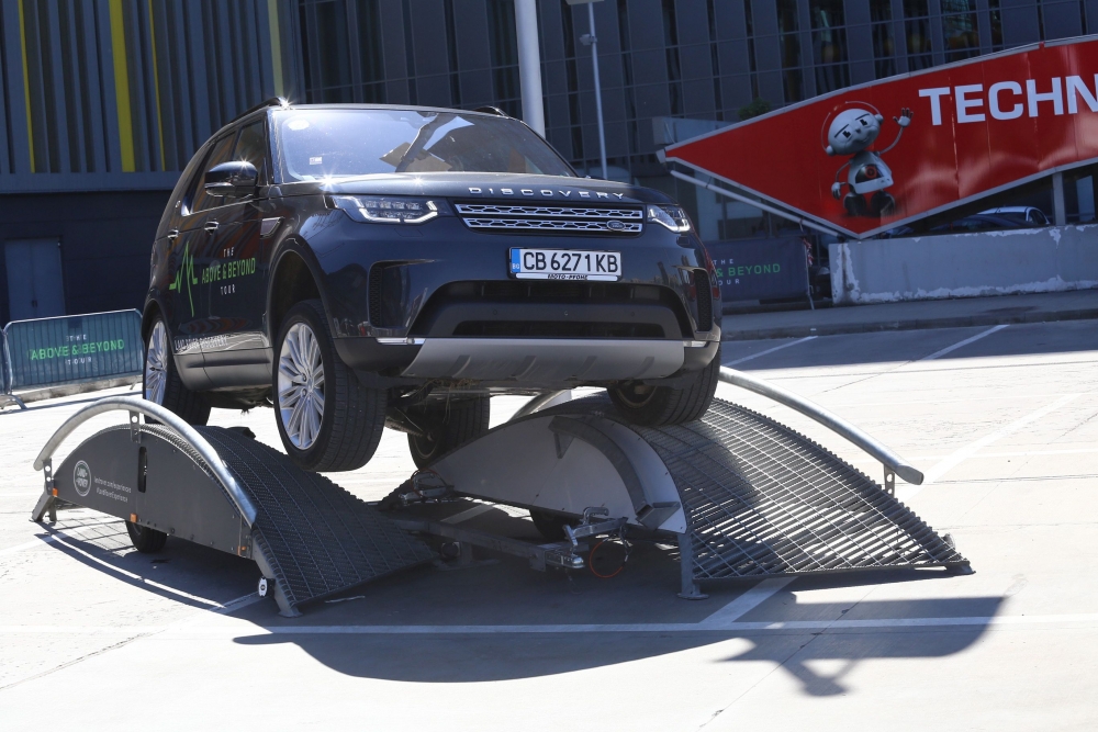 Готови ли сте да тествате най-новите и вълнуващи модели на Jaguar и Land Rover?