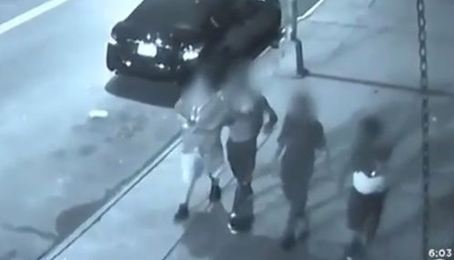 Тийнейджъри обраха и изнасилиха американка, прибираща се от църковна служба (ВИДЕО)