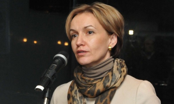 Щерката на Гергана Паси се превърна в хит: Вършее по дискотеките накипрена като Риана (СНИМКА)
