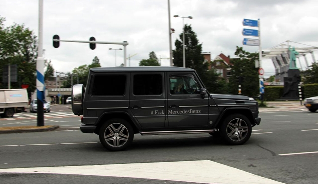 Дилър на BMW кара особена G-Klasse! Това, с което я е облепил шашардиса всички (СНИМКИ)