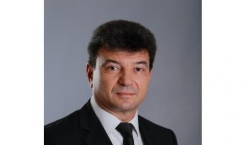 Депутатът със суджука - член на Комисията по храните