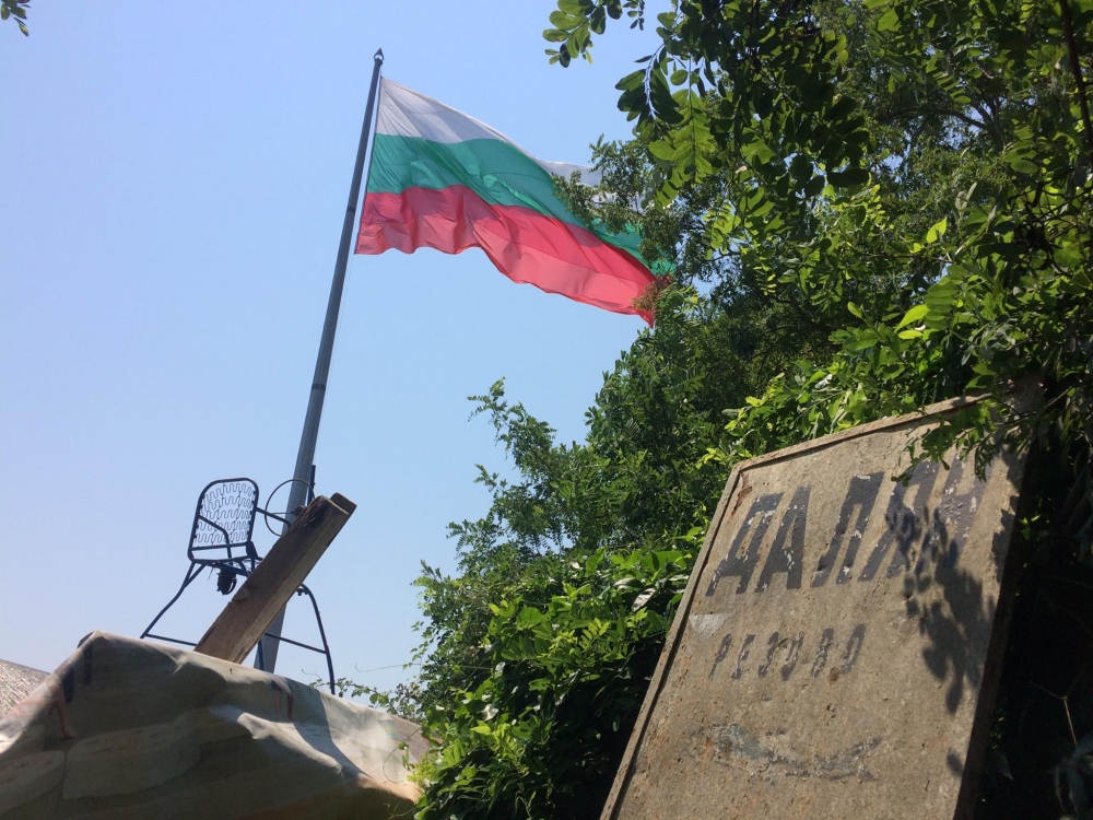 Валери Симеонов нареди да бутнат емблематичен рибарски "капан" в Резово