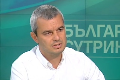 Лидерът на "Възраждане": Цигани бият българите, убиват ни по улиците. Когато българите тръгнат да се защитават, бият тях