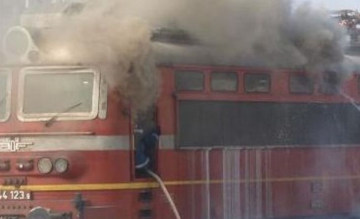 Огнен кошмар в Радомир, влак с пътници пламна като факла!
