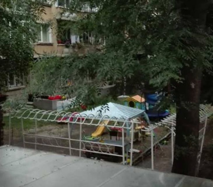 Леденият апокалипсис "Алфред" пак удари София! Небето притъмня и стана страшно (СНИМКИ)