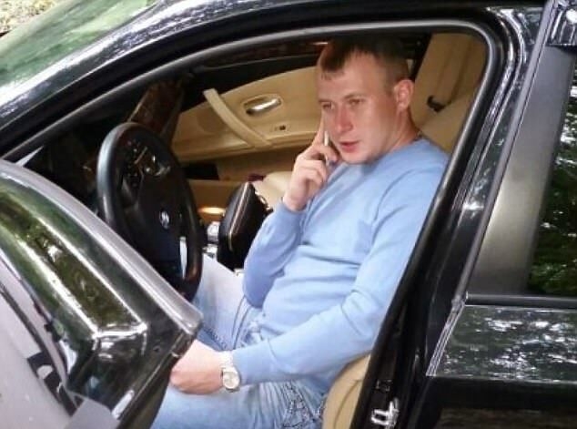 Полицаи държаха за секс робиня руска красавица и бизнес дама 10 седмици, но единият от тях се влюби и тя избяга (СНИМКИ)