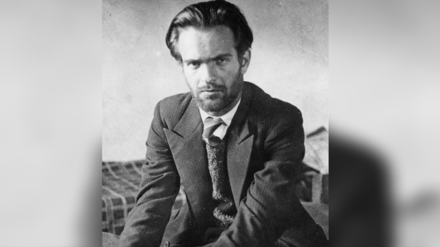 В Македония още четат историята така: Вапцаров, Талев, Яворов и още 150 прочути българи били македонци
