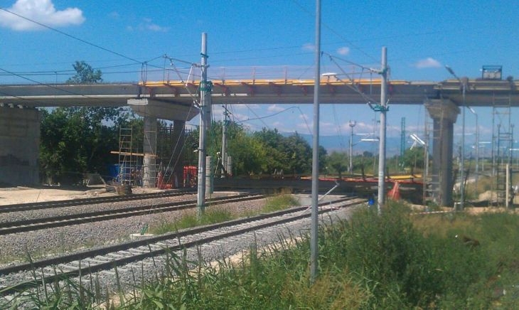 Трагедията край Златитрап е огромна! Трупът на младия работник все още е под 20-тонната конзола (ПЪРВИ СНИМКИ)
