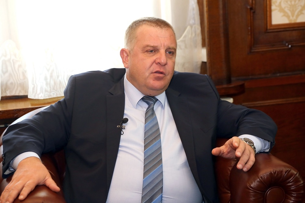 Каракачанов с култов коментар за дърварския хумор на Симеонов и "гейтове" в свирката