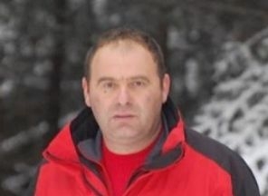 Кмет с инфаркт избяга от болницата в Дупница, за да спаси моторджията Евгени Георгиев-Гецата, намерил го посинял на пътя