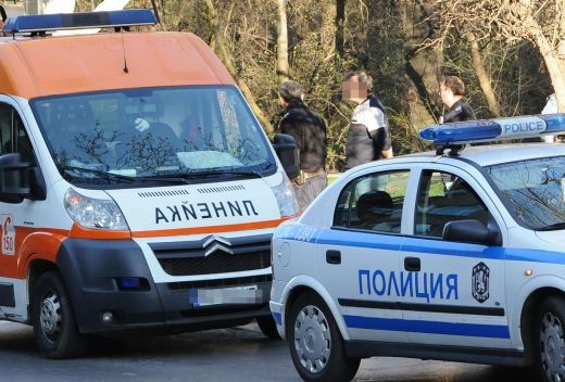 Извънредно в БЛИЦ: Див екшън в центъра на София! Полицаи опитаха да арестуват мъж, той оказа яростна съпротива, има пострадали 