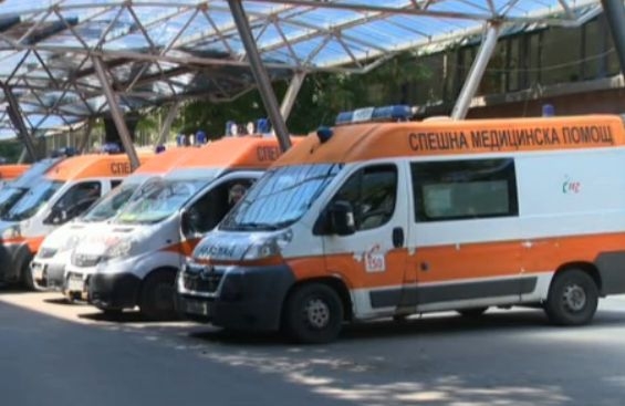 Телефоните на столичната Спешна помощ прегряха в жегата 