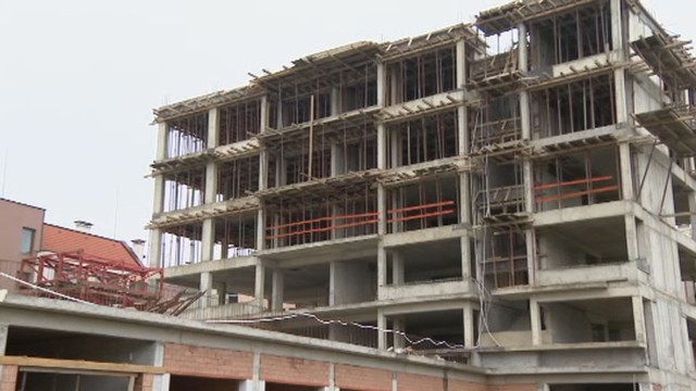 Експерт посочи колко мъчителна е била смъртта на работника, ударен от мълния на бул."България" и защо е нямал никакъв шанс за оцеляване