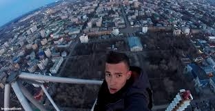 Руският човек паяк покори нещо величествено, но на върха му се случи случка (СНИМКА/ВИДЕО)
