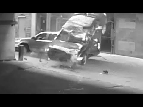 Жена не успя да паркира и се сгромоляса с колата си от седмия етаж (ВИДЕО)