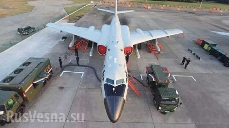 Появи се СНИМКА на нов китайски бомбардировач с крилати ракети
