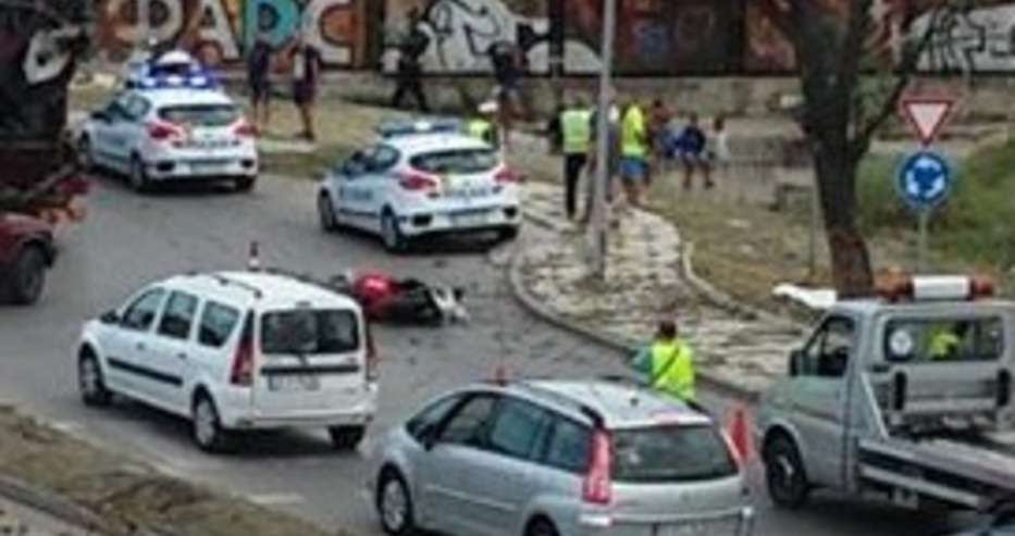 Моторист се погуби след тежка катастрофа във Варна (СНИМКА)